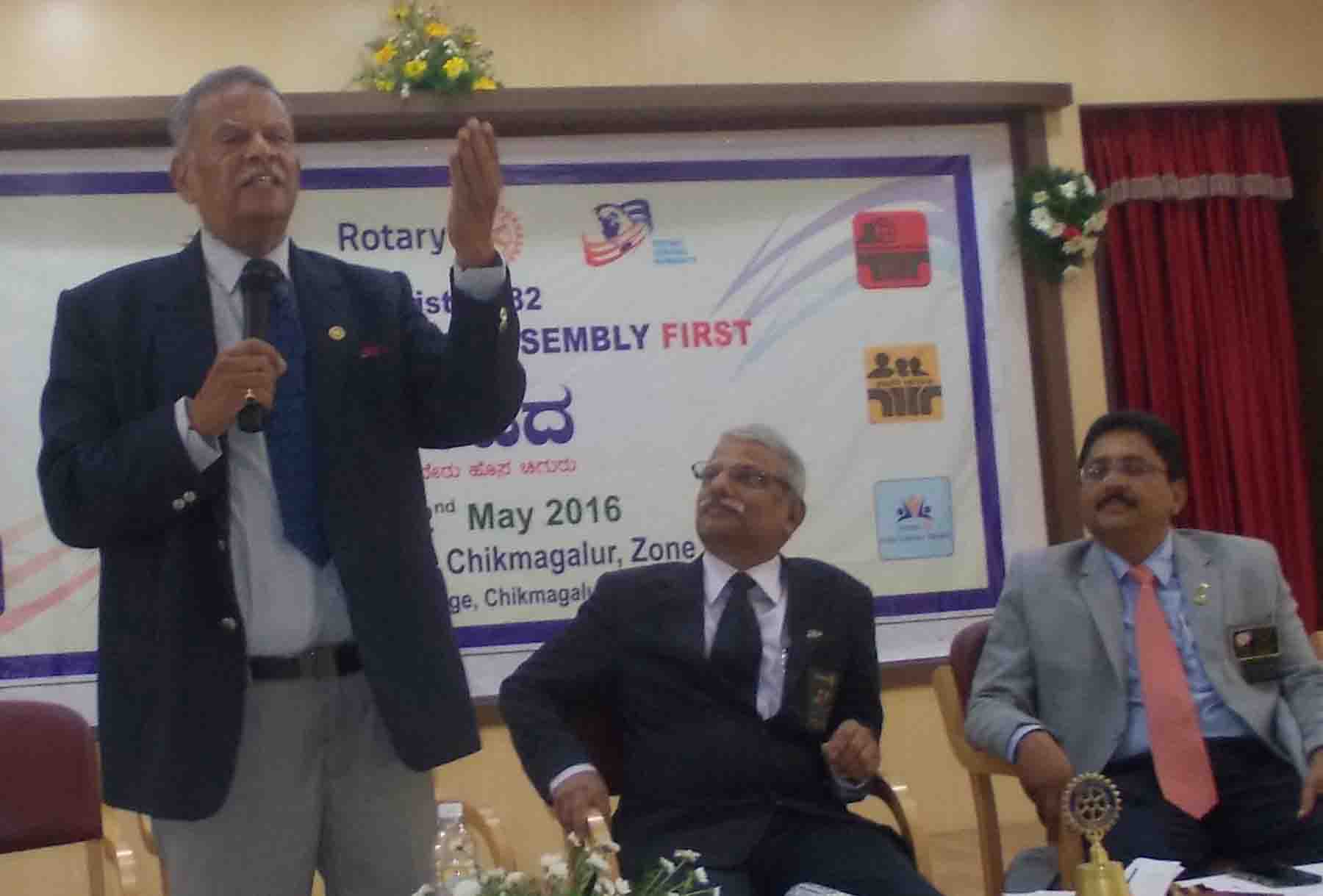 ಜಾಗತಿಕ ತಾಪಮಾನ, ಭಯೋತ್ಪಾದನೆ ಪ್ರಪಂಚದ ಕಂಟಕಗಳು: ಡಿ.ಎಸ್.ರವಿ